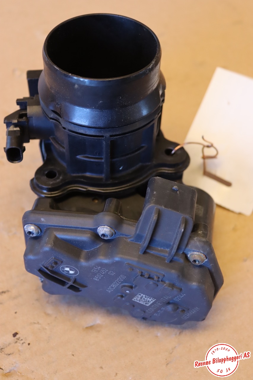 Spjeldhus til BMW X3 2010-2017 (F25) (F25) (BMW|13 54 8 512 452|)