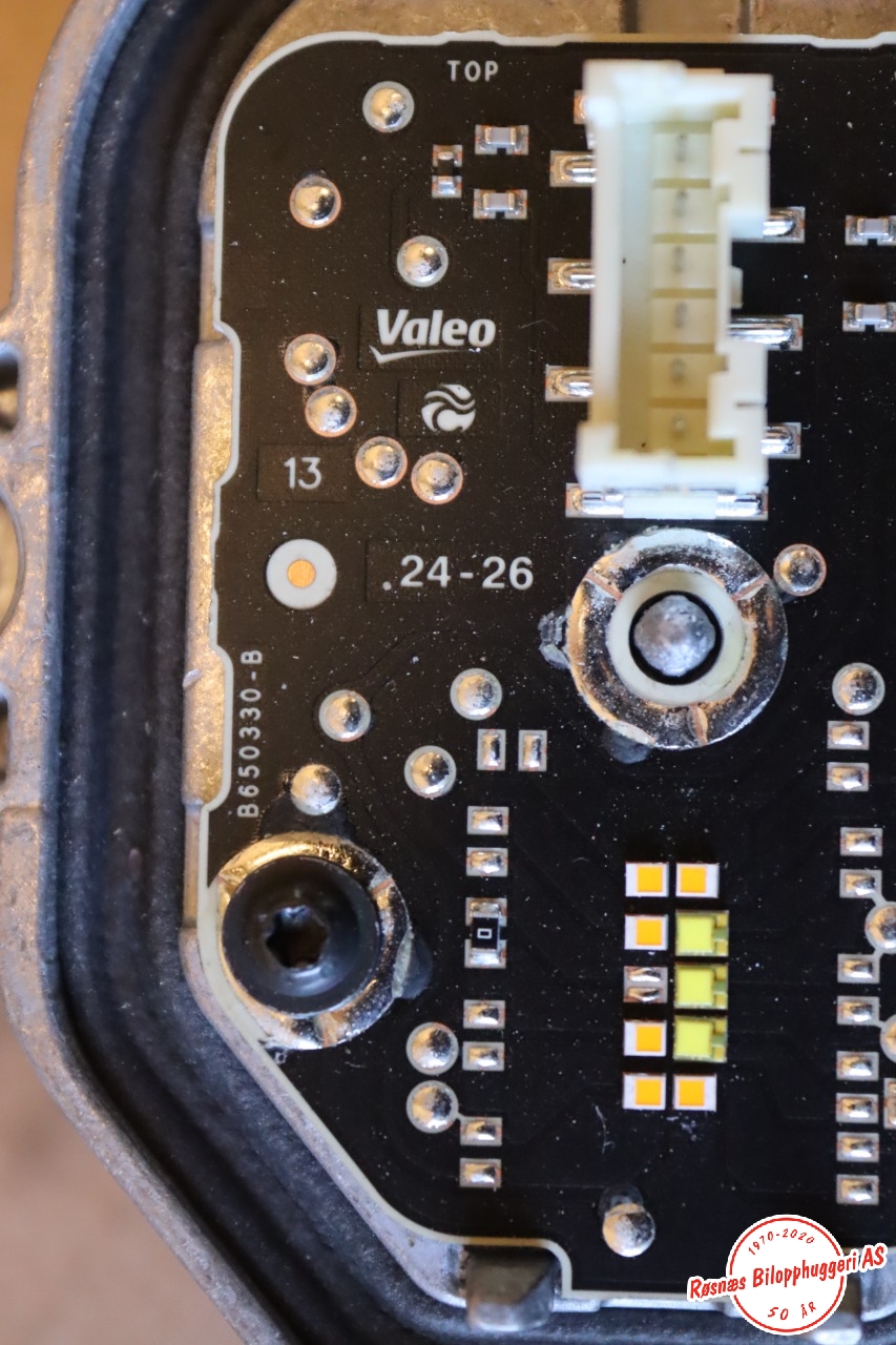 Styreenhet xenon/ballast til Volvo V90 / V90 CC / S90 2016-->> (VOLVO|MDE916693|)