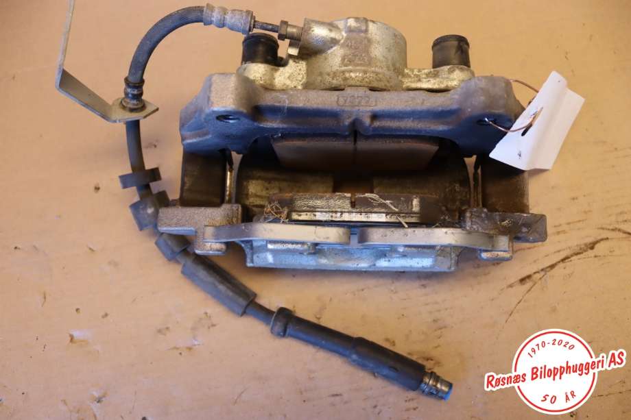 Bremsecaliper venstre foran til Volvo V90 / V90 CC / S90 2016-->> (VOLVO|36003279|)