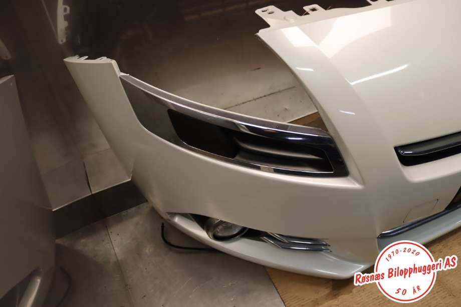 Støtfanger foran til Peugeot 5008 2010-2017 (Type I) (PEUGEOT|7401 SS|)