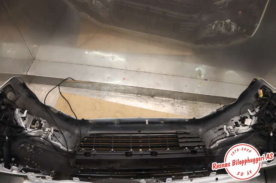 Støtfanger foran til Peugeot 5008 2010-2017 (Type I) (PEUGEOT|7401 SS|)