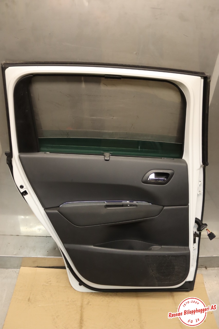 Dør venstre bak til Peugeot 5008 2010-2017 (Type I) (PEUGEOT|9006 S6|)