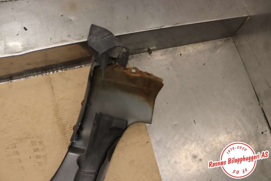 Skjerm venstre foran til Honda Civic 2006-2011 (Type VIII)  (HONDA|60261SNBJ00ZZ|)