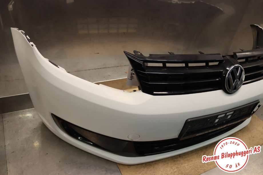 Støtfanger foran til VW Caddy 2010-2015 (Type III, Fase 2) (VOLKSWAGEN|2K5 807 217|)