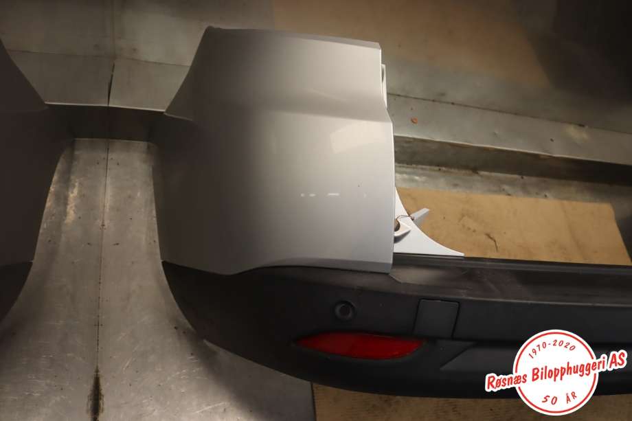 Støtfanger bak til Renault Megane 2009-2016 Type III  (RENAULT|)