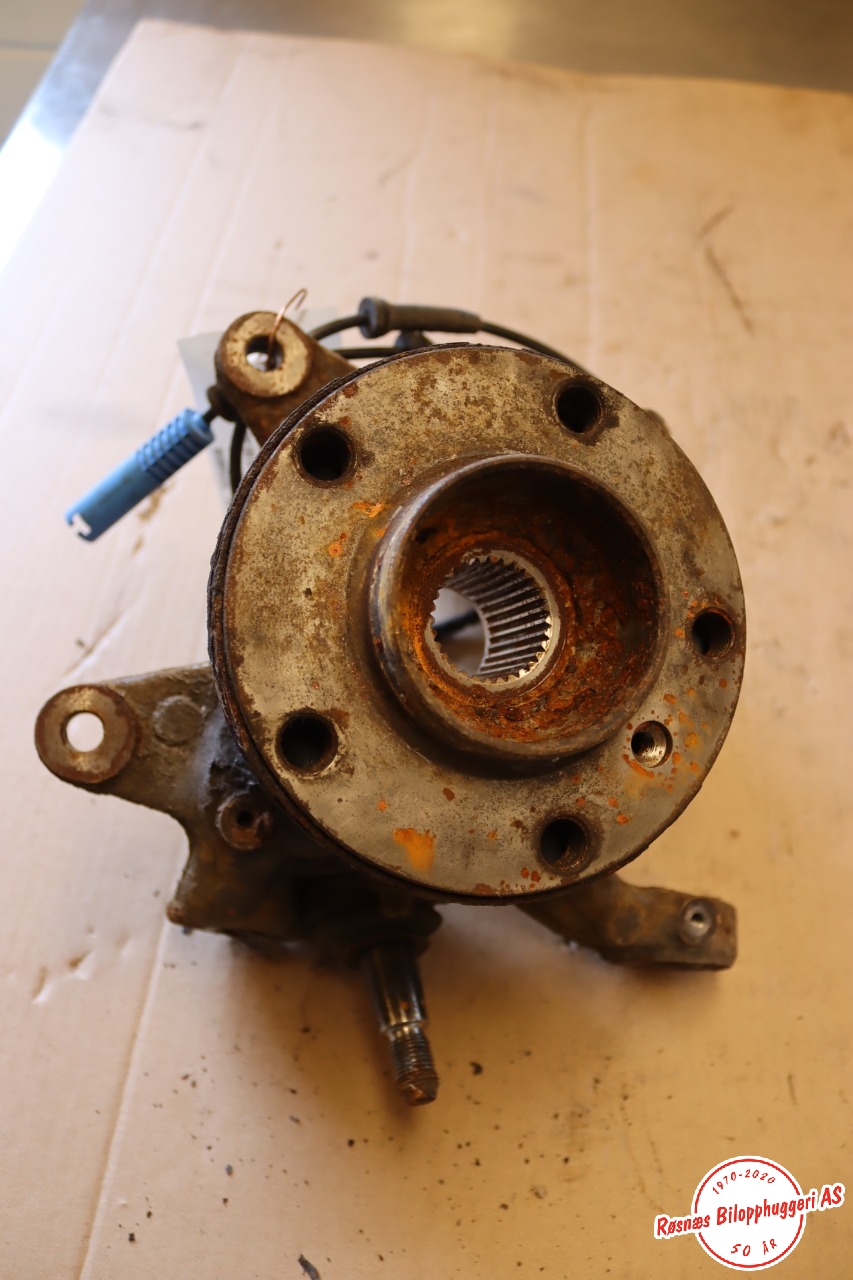 Hjulspindel høyre foran til BMW X3 2007-2010 (Fase 2) (E83) (E83) (BMW|31213450558|)