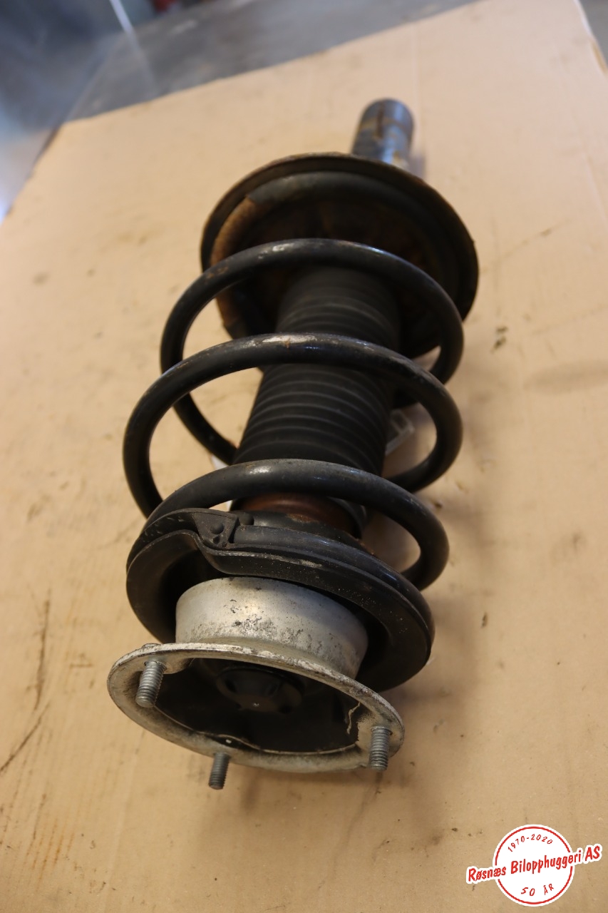 Fjærbein venstre foran til BMW X3 2007-2010 (Fase 2) (E83) (E83) (BMW|31313453521|)