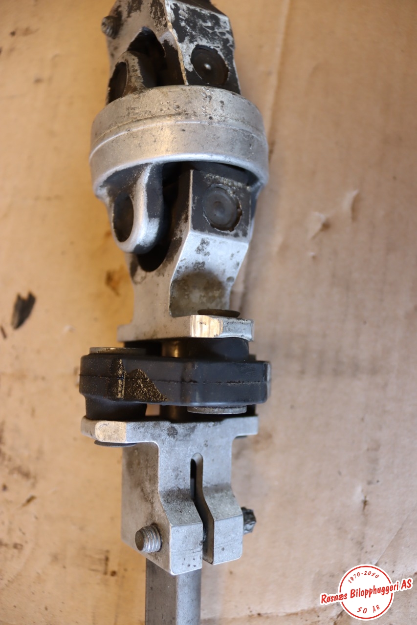 Rattaksel til BMW X3 2007-2010 (Fase 2) (E83) (E83) (BMW|32 30 3 446 793||32 30 3 412 450)