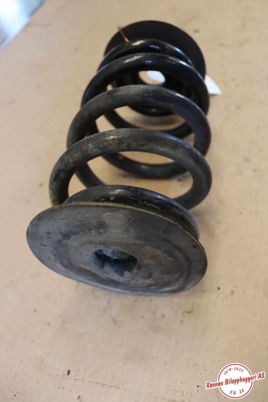 Fjær bak spiralfjær til BMW X3 2007-2010 (Fase 2) (E83) (E83) (BMW|33533413081|)