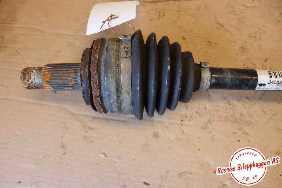 Drivaksel høyre foran til BMW X3 2007-2010 (Fase 2) (E83) (E83) (BMW|3450564|31603450566|31 60 3 450 566)