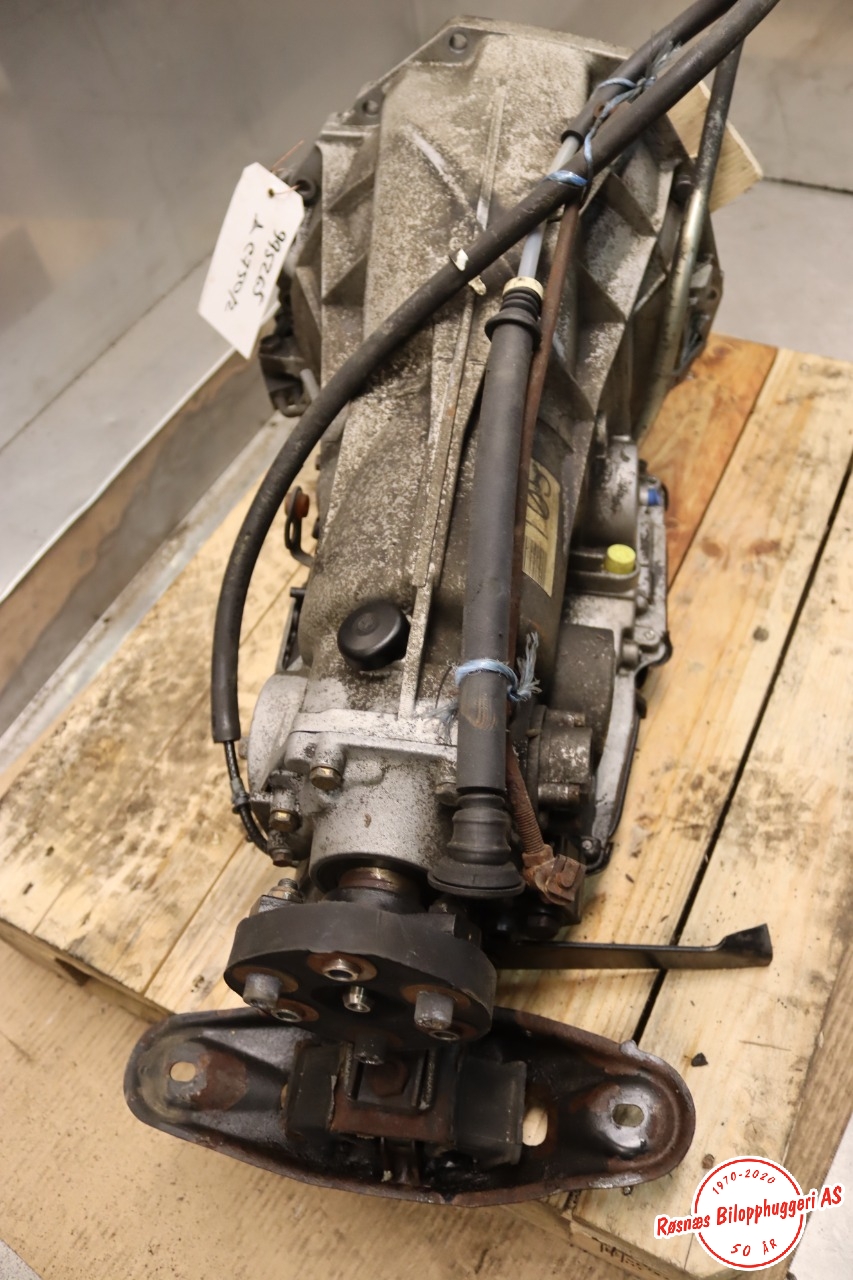 Girkasse automat til Mercedes 190 1984-1993 (W201) (W201) (MERCEDES|A 201 270 44 01|)