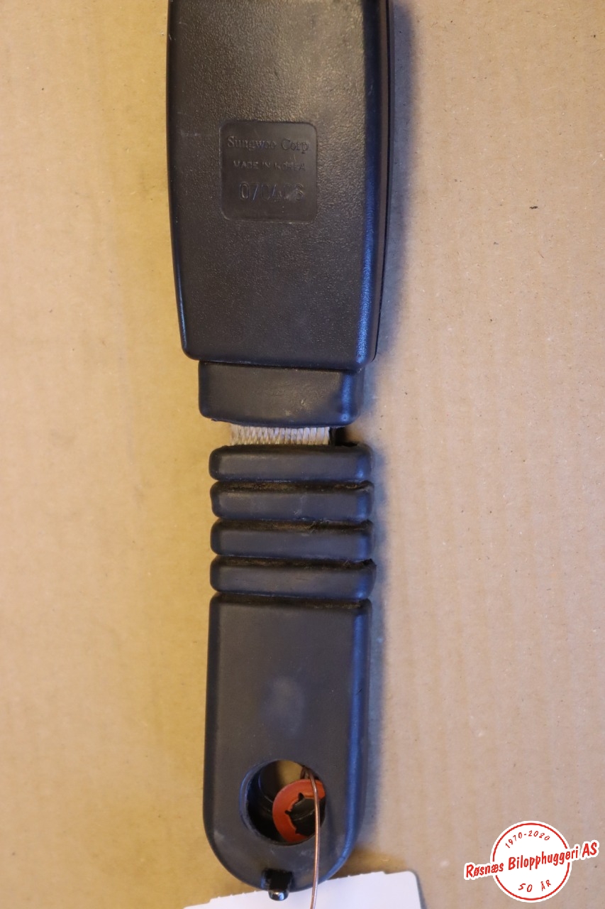 Sikkerhetsbeltelås baksete til Hyundai H-1 1998-2005 (Type I, Fase 1) (HYUNDAI|88841 4A200LK|)