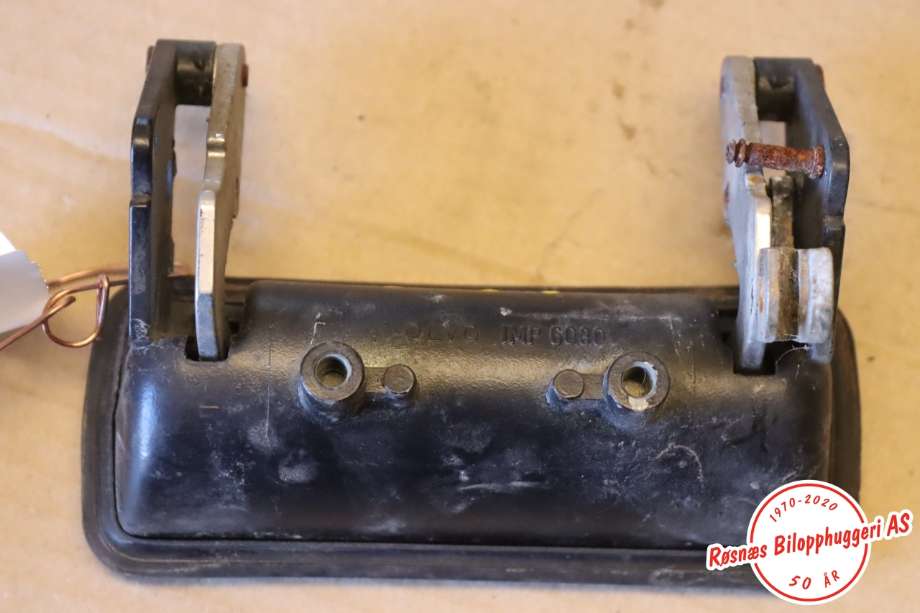 Dørhåndtak utv høyre til Volvo 240 1981-1987 (VOLVO|1202431|)