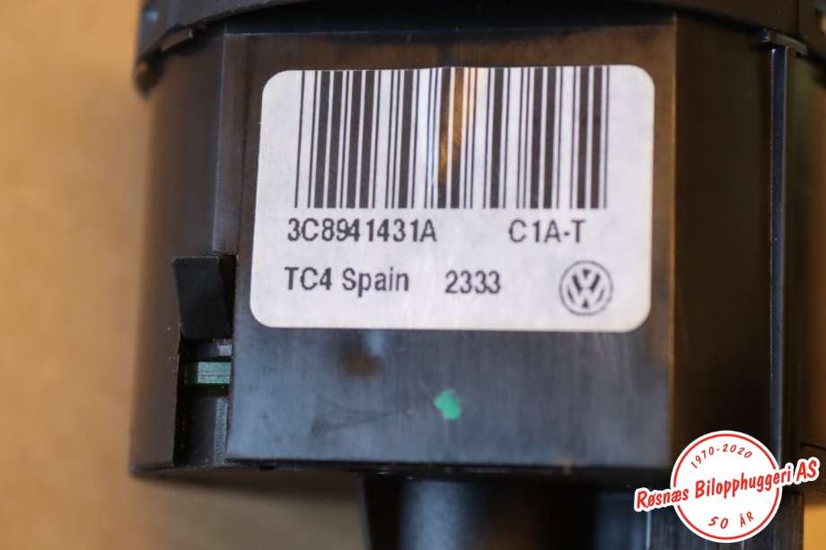 Bryter lys til VW Passat 2011-2015 (B7) (B7) (VOLKSWAGEN|3C8941431A|)