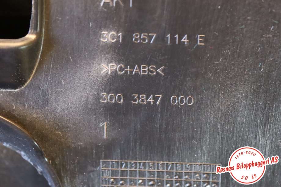 Hanskerom til VW Passat 2011-2015 (B7) (B7) (3C1 857 114 E|)