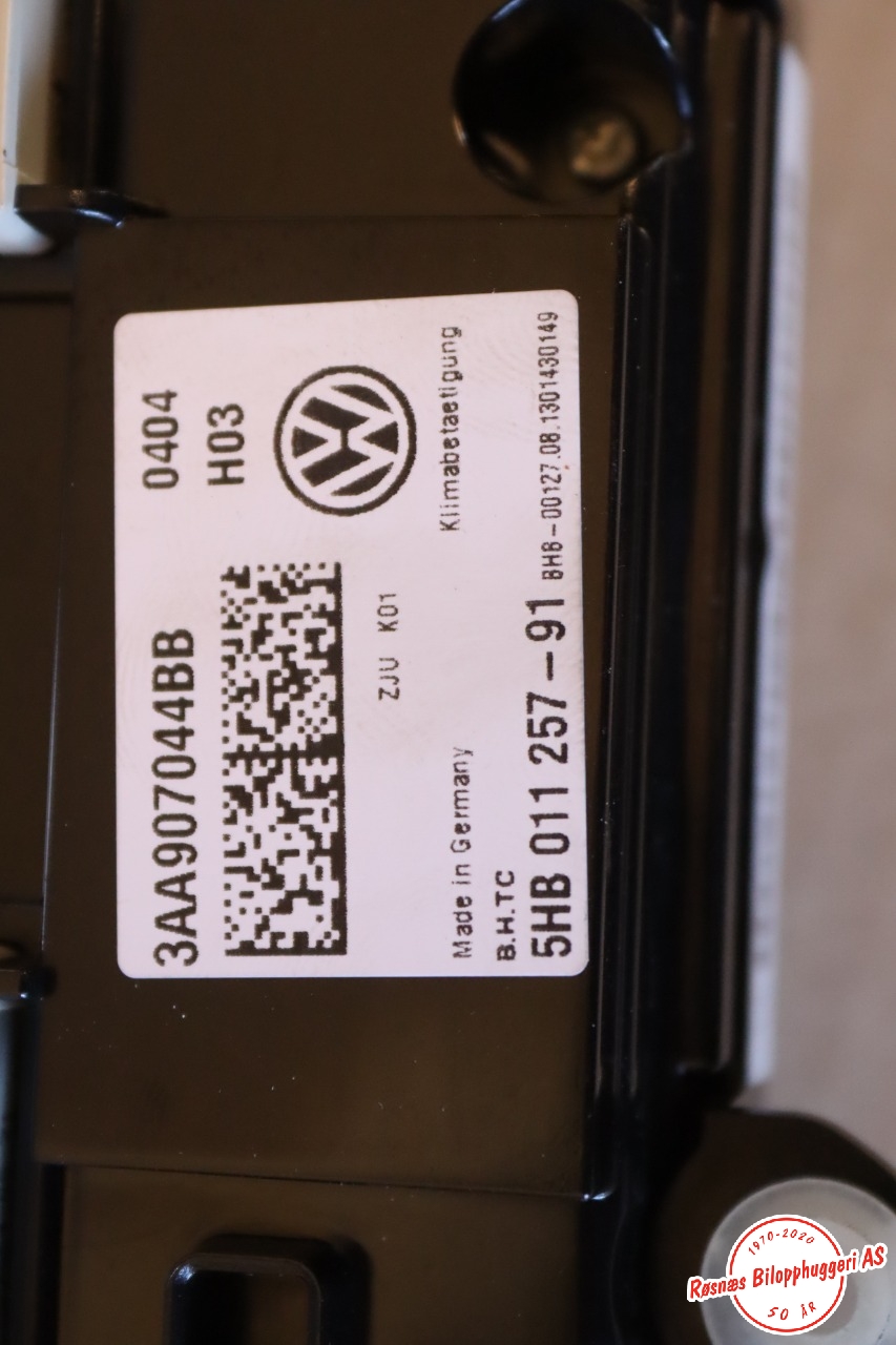Varmeapparat betjening til VW Passat 2011-2015 (B7) (B7) (VOLKSWAGEN|3AA 907 044 BB||5HB 011 257-91)
