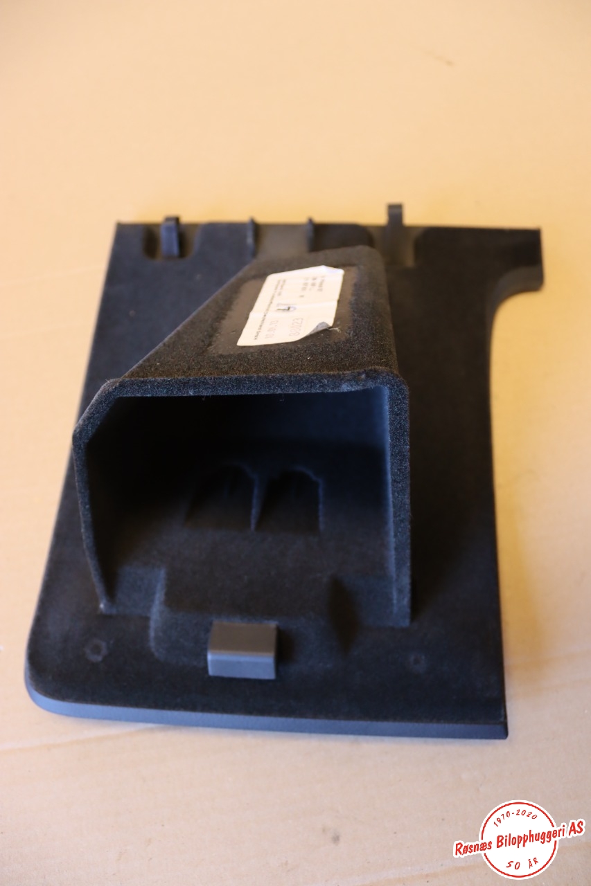 Diverse deler til VW Passat 2011-2015 (B7) (B7) (VOLKSWAGEN|3C1 857 921 M|)