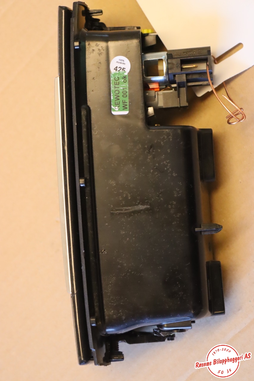 Dashbord askebeger til VW Passat 2011-2015 (B7) (B7) (VOLKSWAGEN|3C0863284K|)