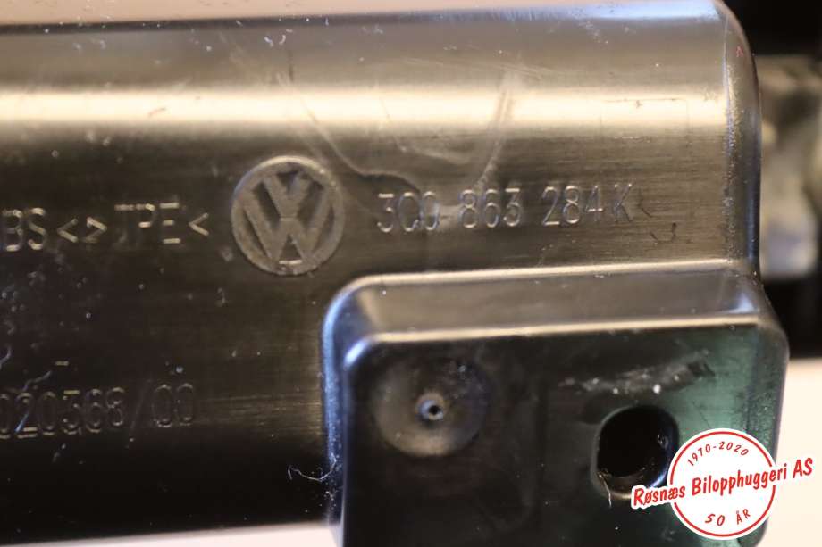 Dashbord askebeger til VW Passat 2011-2015 (B7) (B7) (VOLKSWAGEN|3C0863284K|)