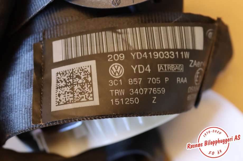 Sikkerhetsbelte foran venstre til VW Passat 2011-2015 (B7) (B7) (VOLKSWAGEN|3C1857705P|)