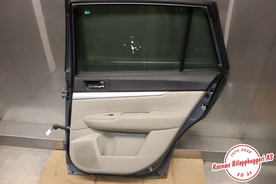 Dør høyre bak til Subaru Outback 2009-2014 (Type IV) (SUBARU|60409AJ1009P|)