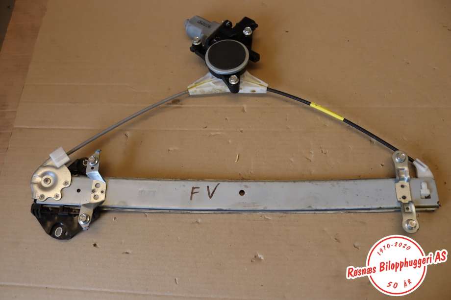 Ruteheis til Subaru Outback, 2009-2014 (Type IV)  (SUBARU|61041AJ030)