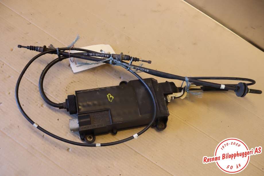 Håndbrekk/parkbrems elektrisk, fra bakstilling til Mercedes S-Klasse, 2005-2013 (W221) (W221) (MERCEDES|A2214301049)
