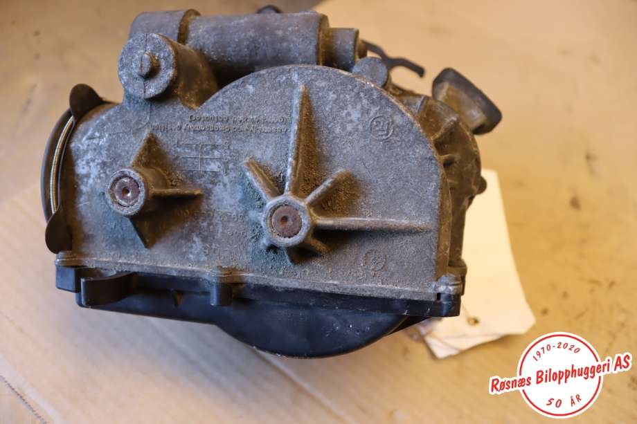 Diverse deler til Peugeot 208 2012-2019 (Type I)  (PEUGEOT|013981000040||2452 F5)
