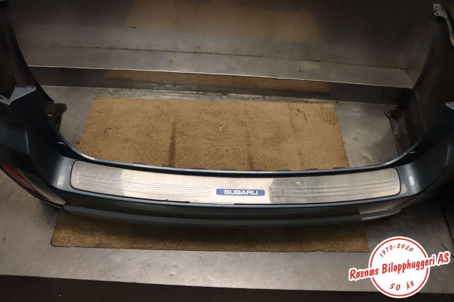 Støtfanger bak til Subaru Outback 2009-2014 (Type IV)  (SUBARU|57704AJ020|)