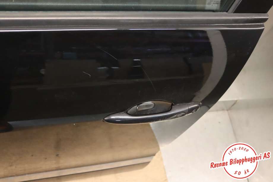 Dør venstre foran til Renault Scenic 2009-2016 (Type III) (RENAULT|)