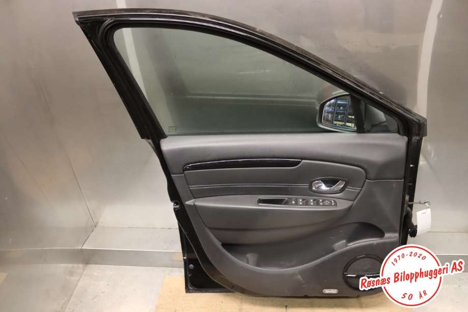 Dør venstre foran til Renault Scenic 2009-2016 (Type III) (RENAULT|)