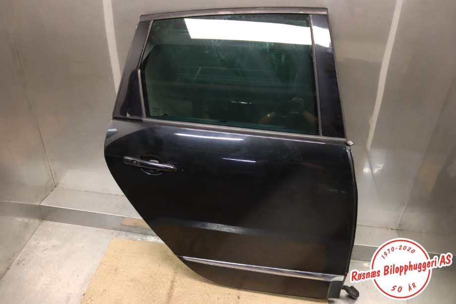 Dør høyre bak til Renault Scenic, 2009-2016 (Type III)  (RENAULT|821005429R)