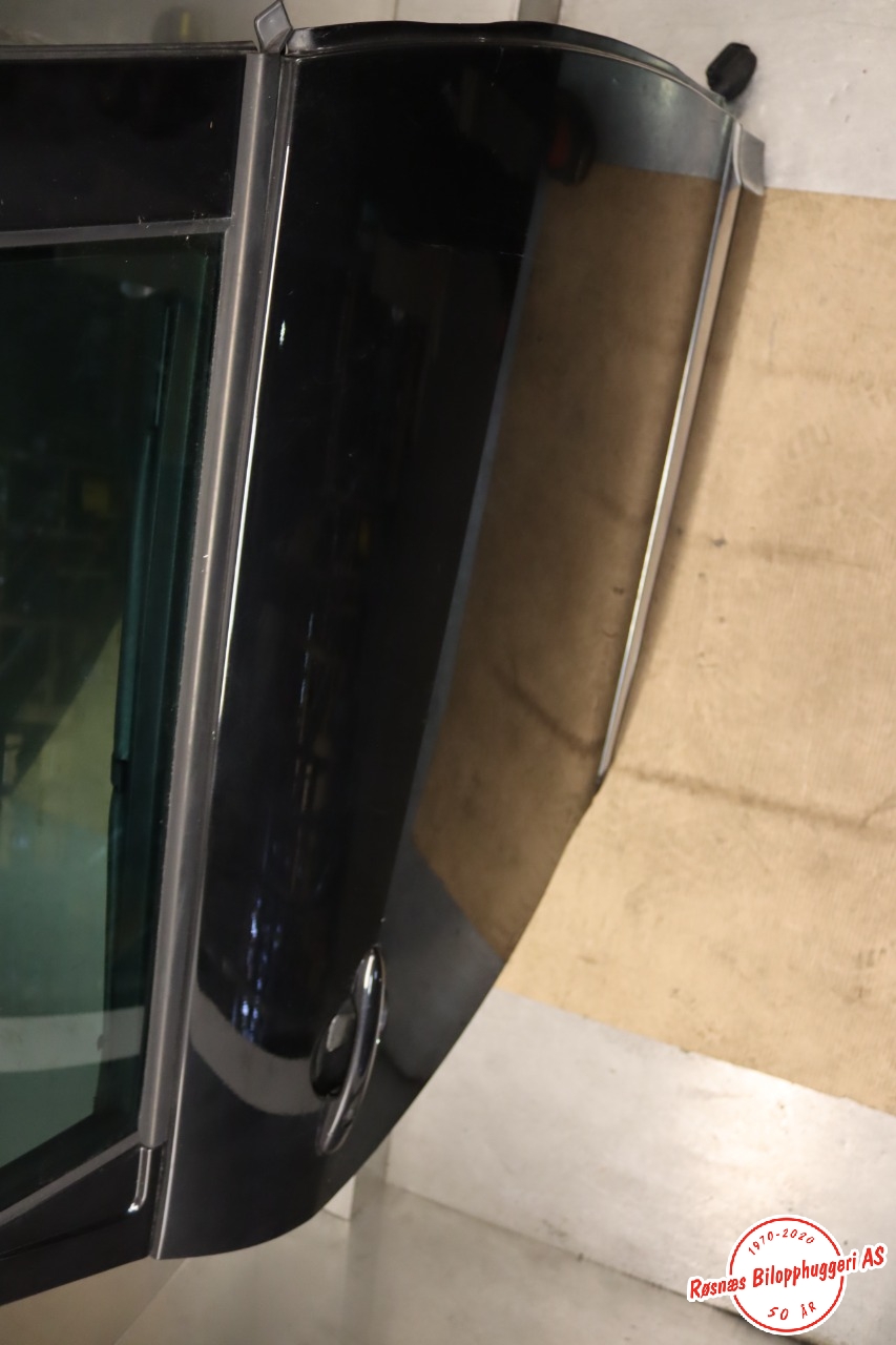 Dør høyre bak til Renault Scenic 2009-2016 (Type III)  (RENAULT|821005429R|)