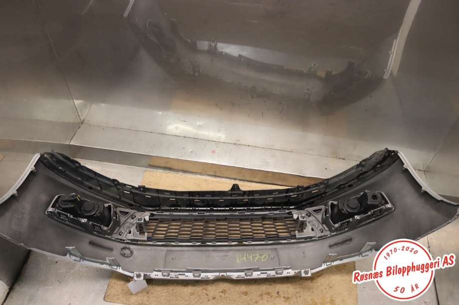 Støtfanger foran til VW Polo 2009-2014 (Type V, Fase 1)  (VOLKSWAGEN|6R0 807 221 R|)