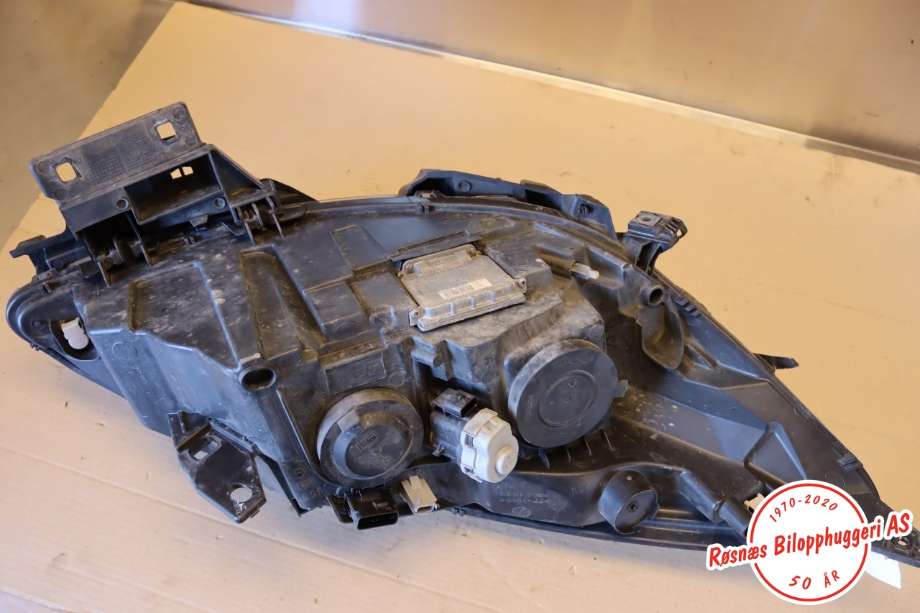 Frontlykt venstre halogen til Renault Scenic 2009-2016 (Type III) (RENAULT|260607160R|)