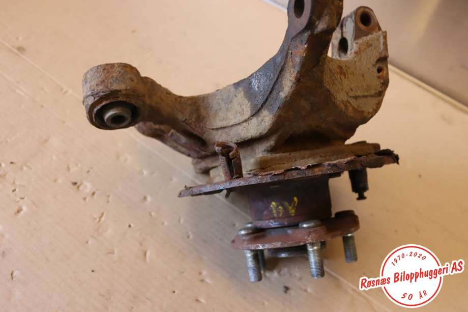 Hjulspindel venstre bak til Subaru Outback 2009-2014 (Type IV)  (SUBARU|28411AJ010|)