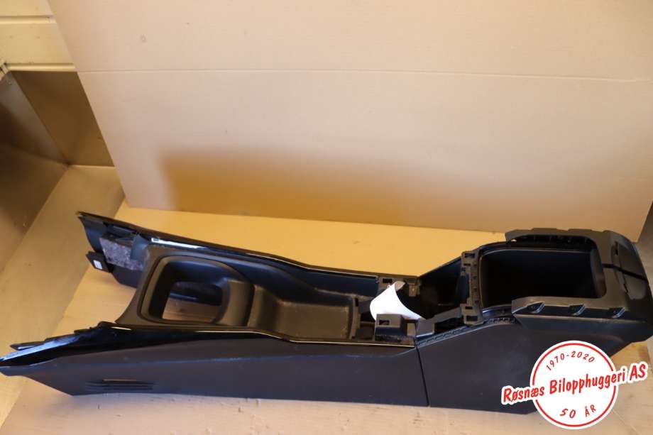 Diverse deler til Peugeot 2008 2013-2019 (Type I)  (PEUGEOT|96 778 637 80|)