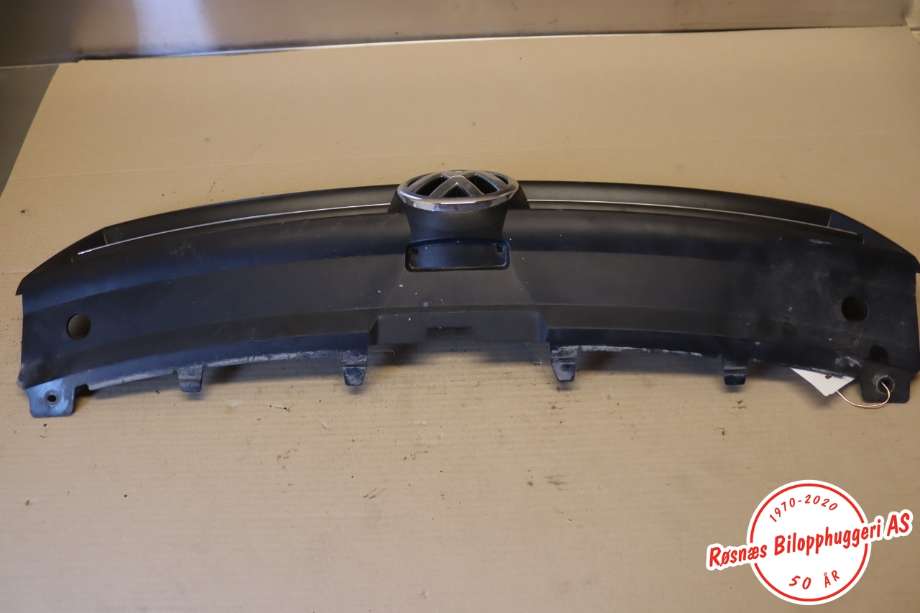 Grill til VW Polo 2009-2014 (Type V, Fase 1) (VOLKSWAGEN|6R0 853 651 C|)