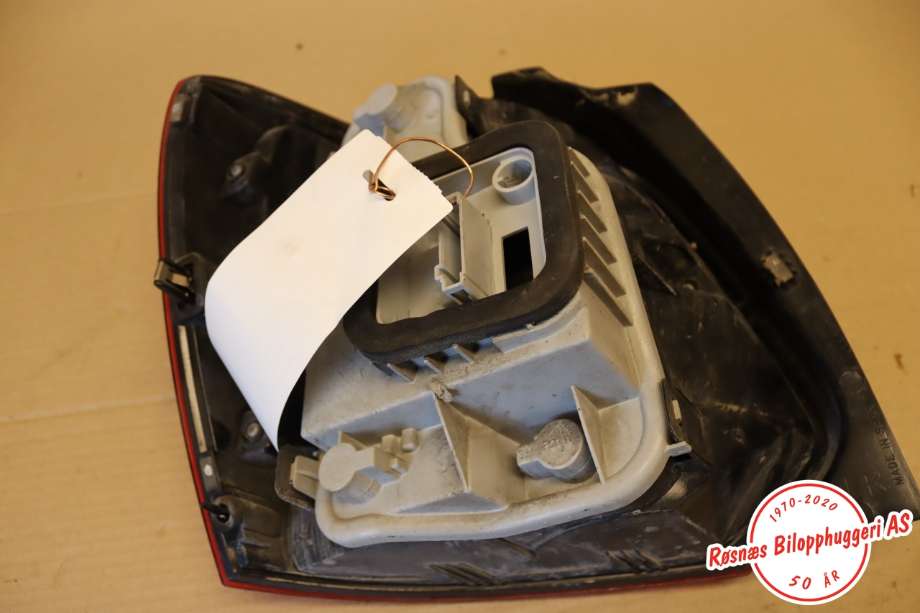 Baklykt høyre til VW Polo 2009-2014 (Type V, Fase 1)  (6R0 945 096 AH|)