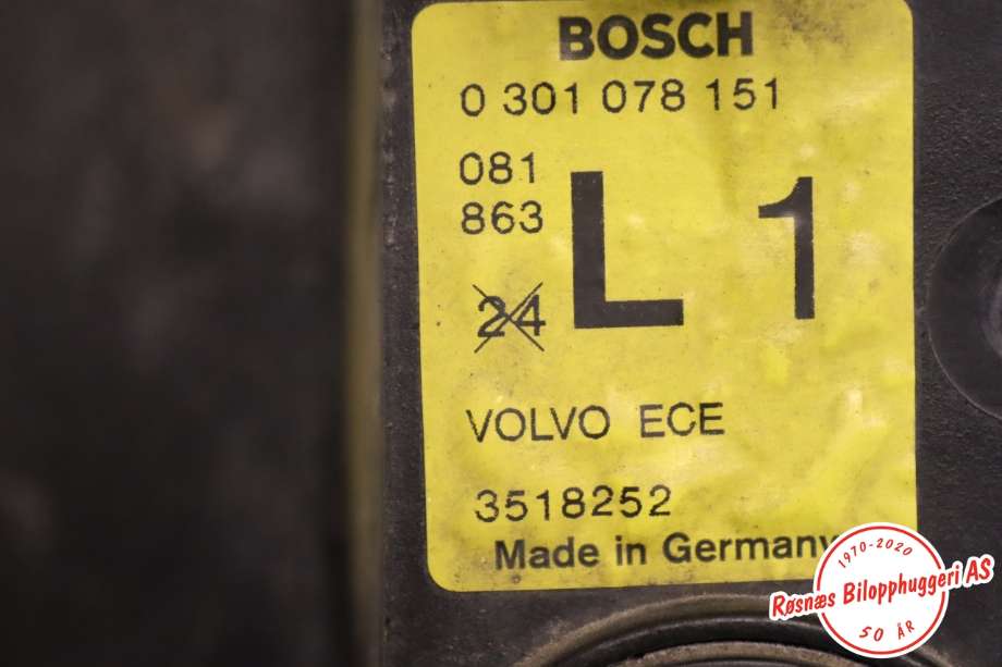 Frontlykt venstre halogen til Volvo 740 1988-1992  (VOLVO|3518252||0301078151)