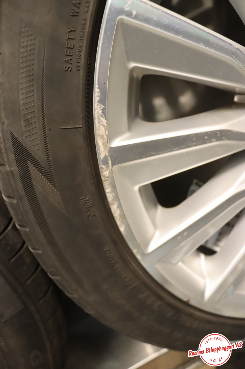 Hjulsett aluminium sommer til Audi A3 2012-2016 (Type III, Fase 1) (MINERVA 225/45/17|)