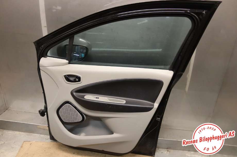 Dør høyre foran til Renault Zoe 2013-2019 (Fase 1)  (801004005R|)
