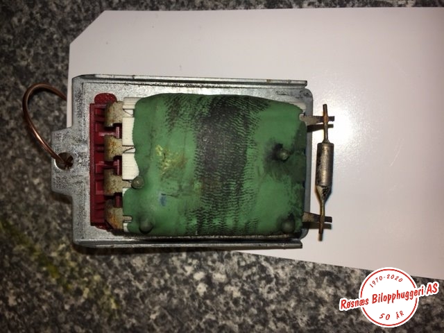 Varmeapparat motstand til VW Passat 2001-2005 (B5,3BG) (B5,3BG) (VOLKSWAGEN|8D0959263|740245833F|)