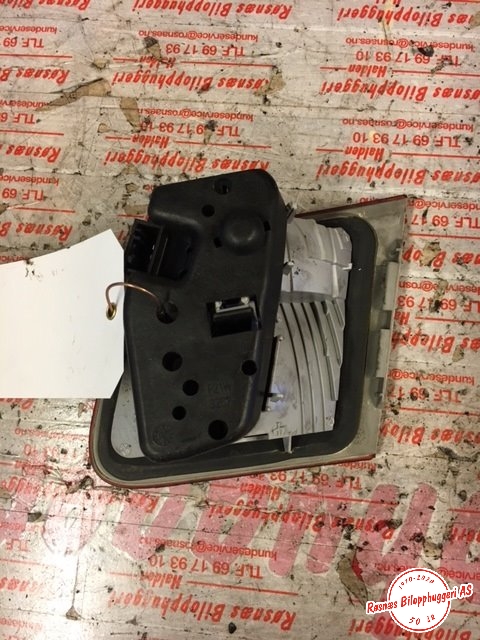 Baklykt venstre indre til BMW 3-Serie 1998-2005 (E46) (E46) (BMW|6907937|)