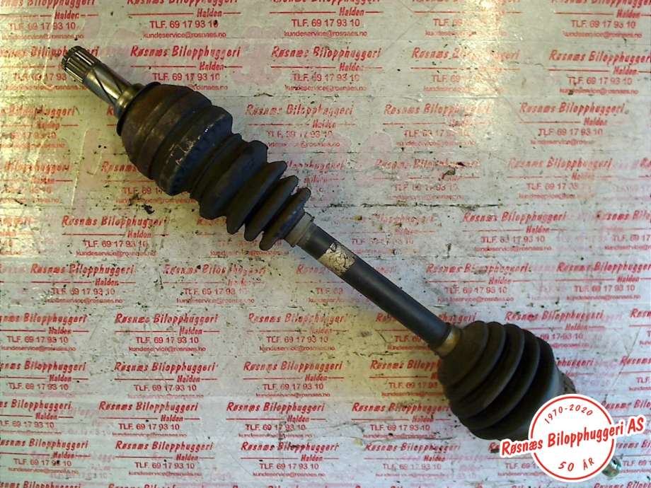 Drivaksel venstre foran til Opel Astra H 2004-2009 (OPEL|)