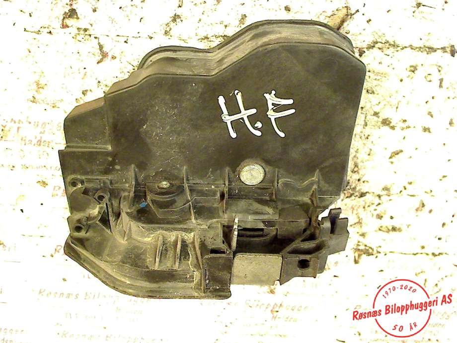 Låsekasse høyre til BMW X3 2003-2006 (Fase 1) (E83) (E83) (BMW|7167068|)