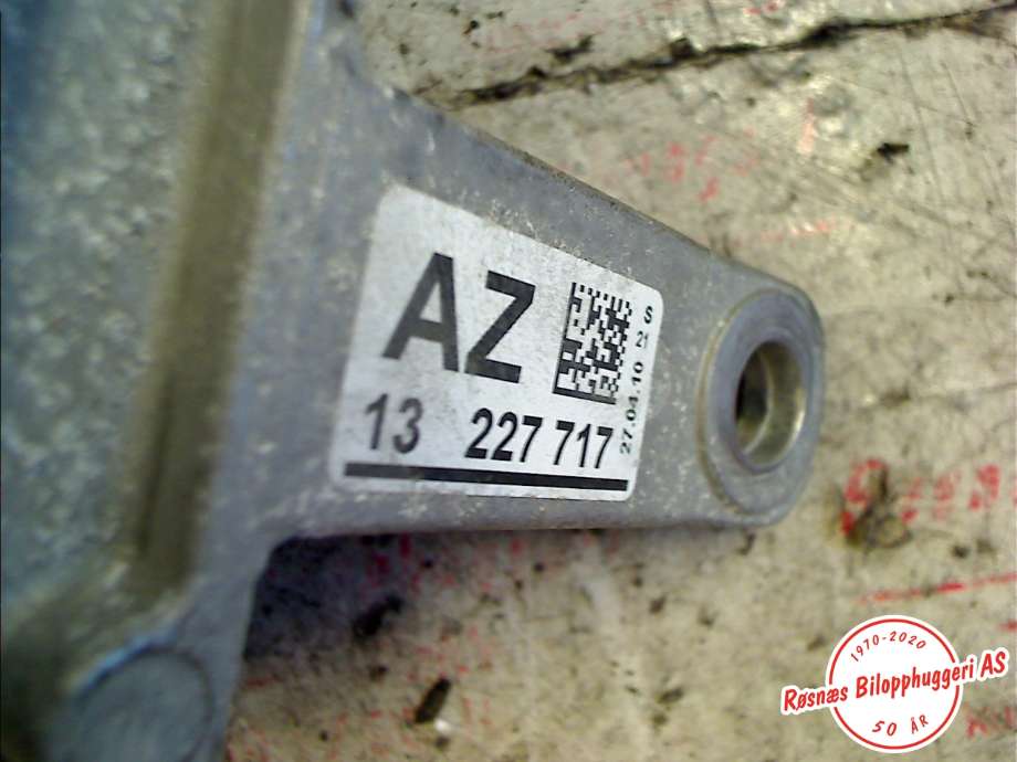 Motorfeste til Opel Insignia A 2009-2014 (13227717||AZ13227717)