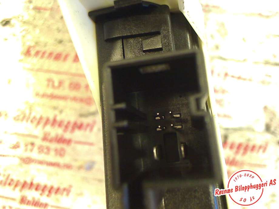 Ruteheis til Audi A4 2007-2014 (Type IV) (B8) (B8) (AUDI|8K0959801|1101965576100|)
