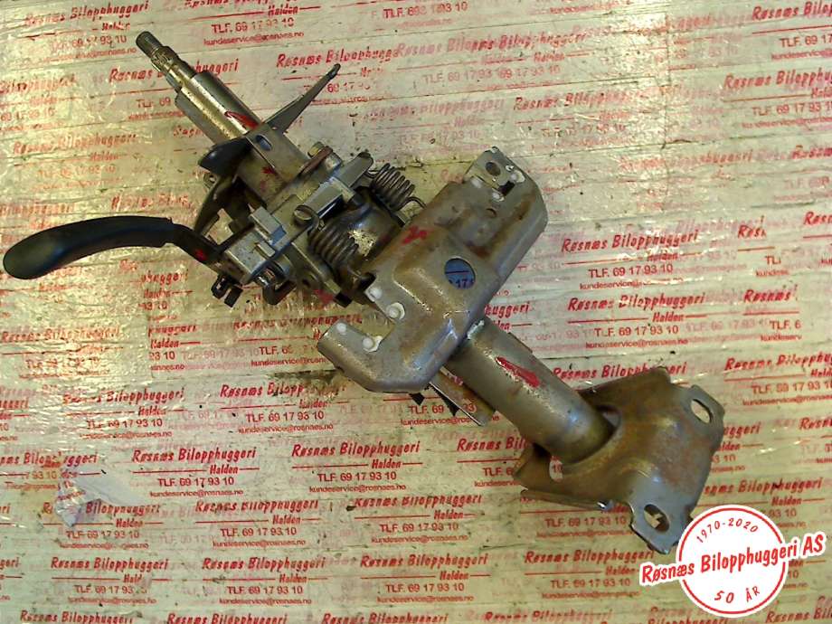 Rattaksel til Toyota Hiace 2001-2006 (Fase 2)  (TOYOTA|00000109|CH16|)