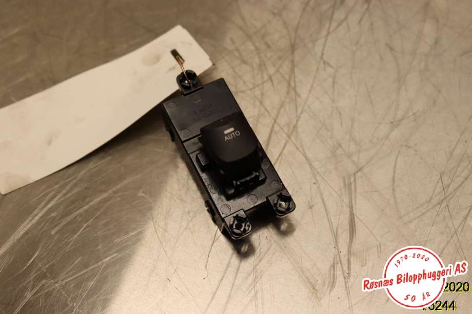 Bryter ruteheis til Hyundai i30 2007-2012 (Type I)  (HYUNDAI|)